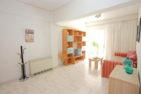 Apartment near the beach and the Athens airport , Artemida